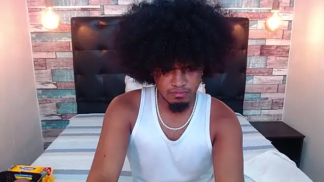 JaicobRuneer online show from March 29, 2026, 2:44 am