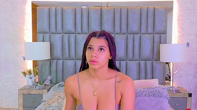 TiaraRosse online show from June 26, 2026, 12:09 pm