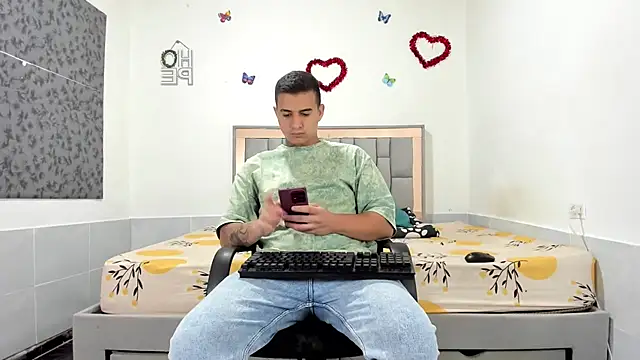 simookeler online show from October 23, 2025, 1:16 am