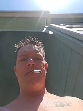 Bigtater1999 online show from May 17, 2026, 3:52 pm