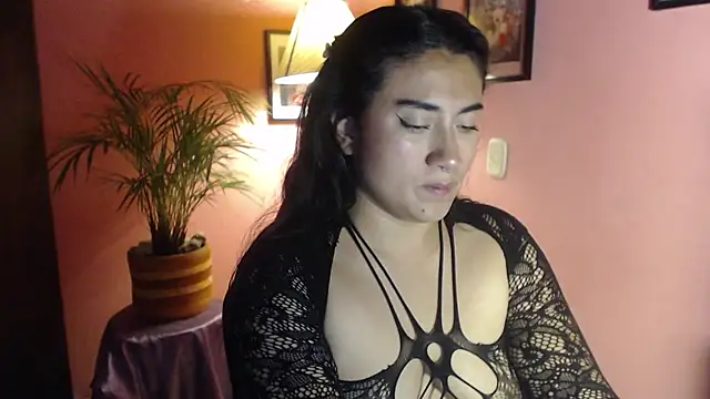 bunnyemilyrose36 online show from March 29, 2026, 9:42 am