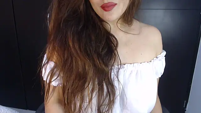 Snapshot of AdharaLujan chatting on December 14, 2024, 6:02 am AdharaLujan online show from December 14, 2024, 6:02 am