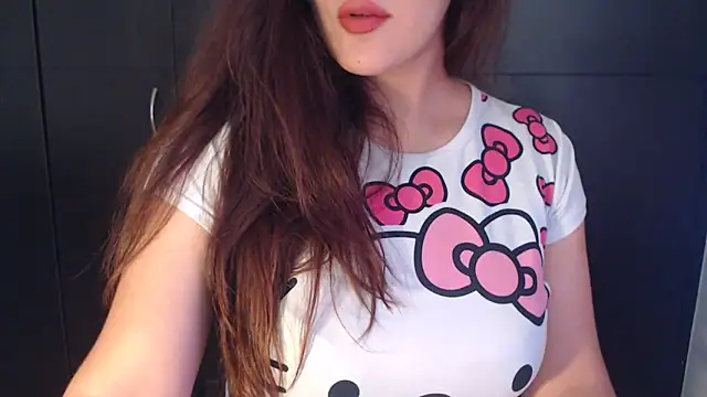 AdharaLujan online show from March 4, 2026, 1:39 pm