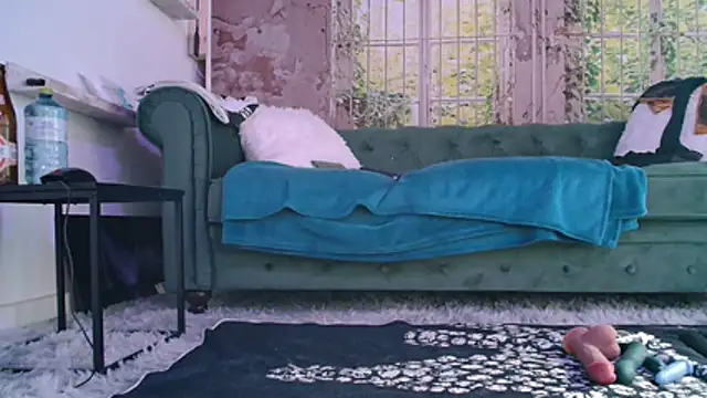 priselvis23 online show from March 23, 2026, 6:56 pm