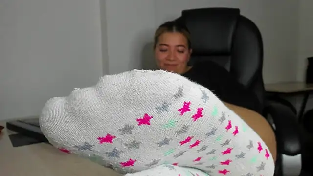 alma fenix online show from March 26, 2026, 3:06 pm