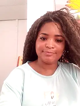 Snapshot of hilary-08 chatting on September 23, 2025, 2:42 pm hilary-08 online show from September 23, 2025, 2:42 pm