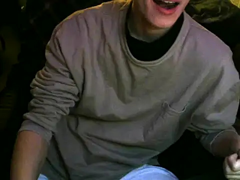 Snapshot of Ray175oo chatting on January 11, 2025, 4:57 pm Ray175oo online show from January 11, 2025, 4:57 pm