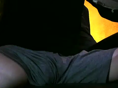 Snapshot of Ray175oo chatting on January 19, 2025, 3:42 pm Ray175oo online show from January 19, 2025, 3:42 pm