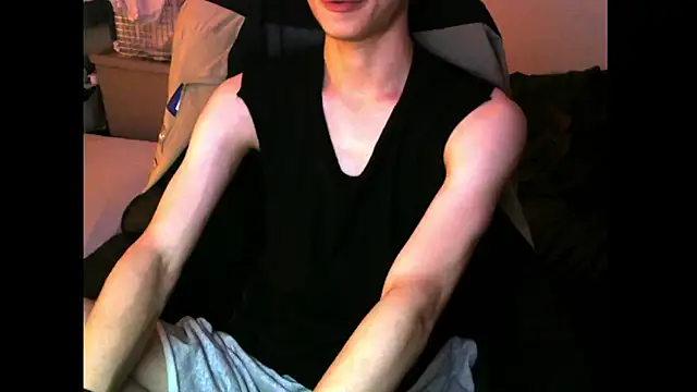 Snapshot of Ray175oo chatting on September 26, 2025, 4:55 pm Ray175oo online show from September 26, 2025, 4:55 pm