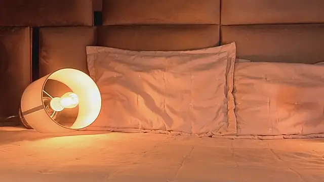 angelinepossy online show from November 26, 2025, 9:38 pm