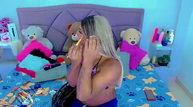 Snapshot of party_duo_trans chatting on February 25, 2025, 3:42 am party duo trans online show from February 25, 2025, 3:42 am