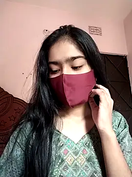 Arisha- online show from December 15, 2025, 9:35 am