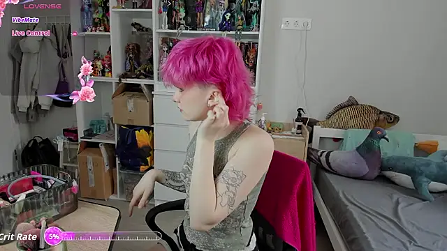 Snapshot of School_Love chatting on February 20, 2026, 7:10 am School Love online show from February 20, 2026, 7:10 am