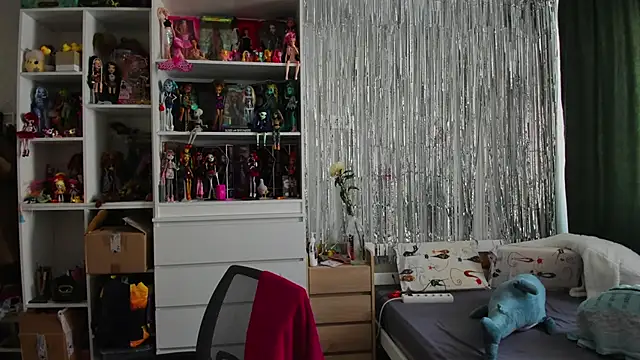 Snapshot of School_Love chatting on March 30, 2026, 7:09 am School Love online show from March 30, 2026, 7:09 am