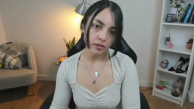  BellaEvans  online show from March 12, 2025, 5:46 am