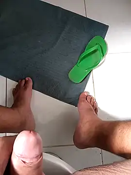 lobomisterioso13 online show from December 6, 2024, 11:22 am