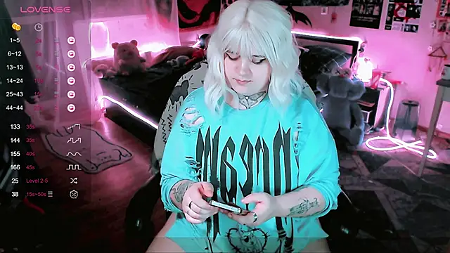 noori  hope online show from February 9, 2025, 1:00 am