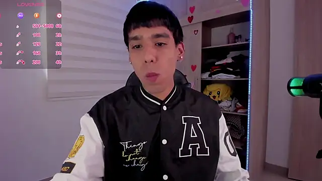 aldrinwhite online show from February 6, 2025, 3:09 pm