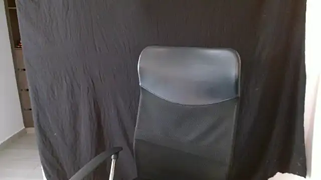 cloe fox online show from October 4, 2025, 9:02 pm