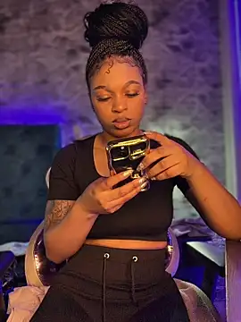 Melany Williams online show from February 3, 2026, 1:05 pm