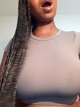 Snapshot of realsquirter chatting on November 15, 2025, 8:22 am realsquirter online show from November 15, 2025, 8:22 am