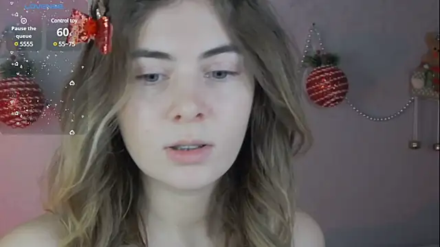 chloi hes online show from December 26, 2024, 1:32 pm