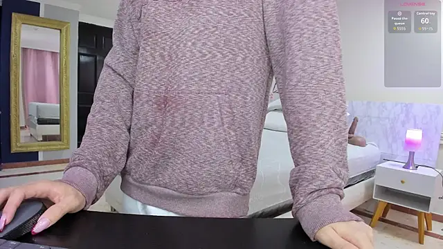 charolbruce 1 online show from February 10, 2026, 11:36 am