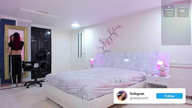 charolbruce 1 online show from July 17, 2026, 12:12 pm