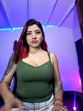 TAFITASLAVE online show from December 5, 2025, 12:30 am