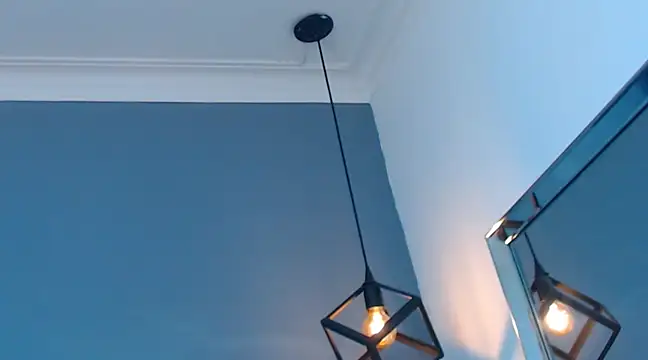 AbigailWilliams  online show from March 18, 2025, 11:08 am