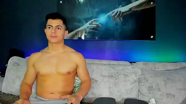 Crhis N Derek online show from February 1, 2025, 1:44 am