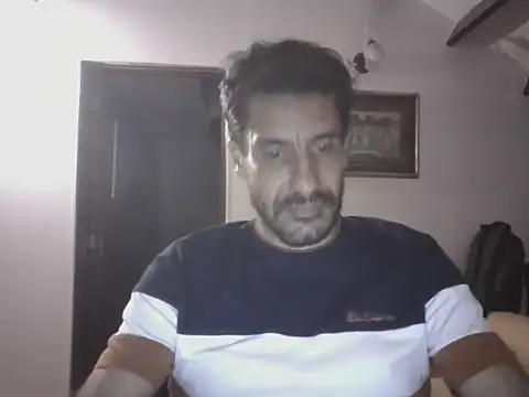 Snapshot of elkike1980 chatting on May 16, 2026, 1:02 am elkike1980 online show from May 16, 2026, 1:02 am