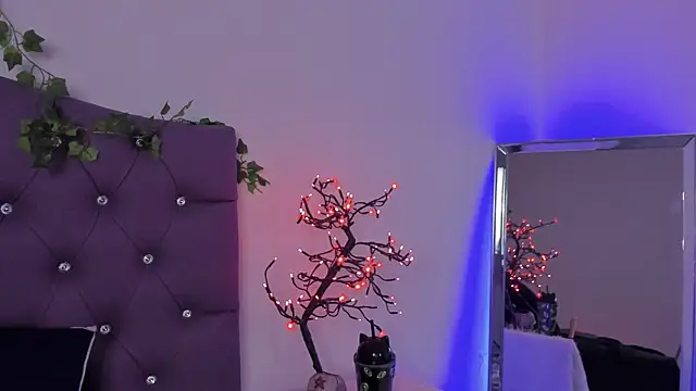 Snapshot of Nyx_nayla chatting on December 5, 2024, 4:55 pm Nyx nayla online show from December 5, 2024, 4:55 pm