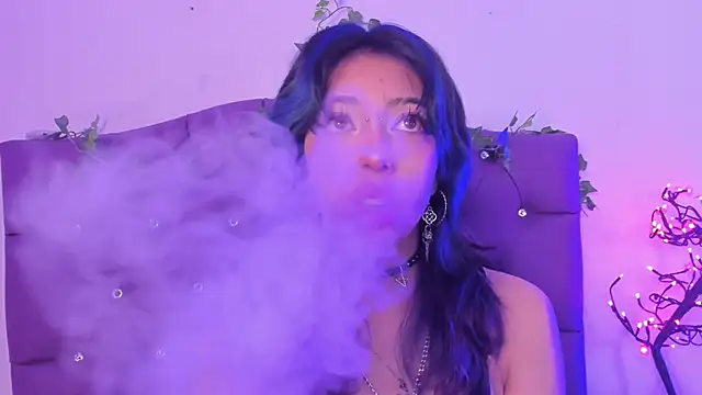 Snapshot of Nyx_nayla chatting on December 9, 2024, 12:19 pm Nyx nayla online show from December 9, 2024, 12:19 pm