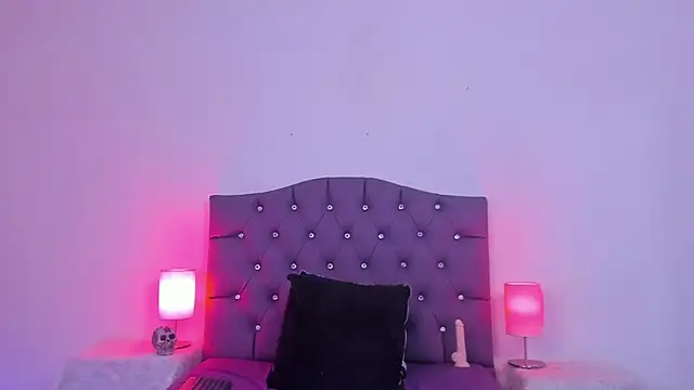 Snapshot of Nyx_nayla chatting on February 1, 2025, 11:10 am Nyx nayla online show from February 1, 2025, 11:10 am