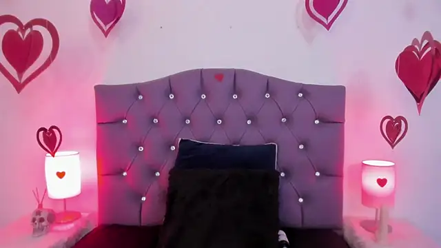 Snapshot of Nyx_nayla chatting on February 13, 2025, 4:32 am Nyx nayla online show from February 13, 2025, 4:32 am