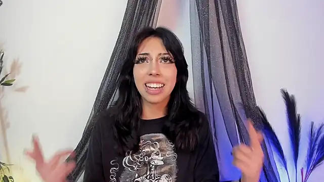 Snapshot of Nyx_nayla chatting on March 22, 2025, 7:04 am Nyx nayla online show from March 22, 2025, 7:04 am