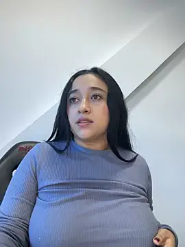 cata megan online show from January 1, 2025, 12:11 pm