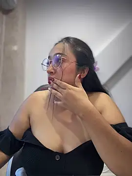 cata megan online show from February 16, 2025, 11:59 am