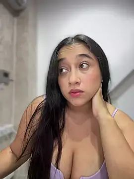 cata megan online show from March 3, 2025, 4:47 am