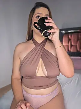 Sthef Castle online show from March 26, 2026, 12:33 pm