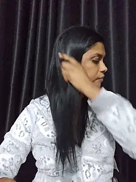 Snapshot of Sensual_indian7 chatting on June 12, 2026, 4:06 pm Sensual indian7 online show from June 12, 2026, 4:06 pm