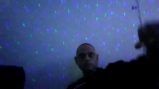 Snapshot of Buffshagswell chatting on March 1, 2025, 6:21 pm Buffshagswell online show from March 1, 2025, 6:21 pm