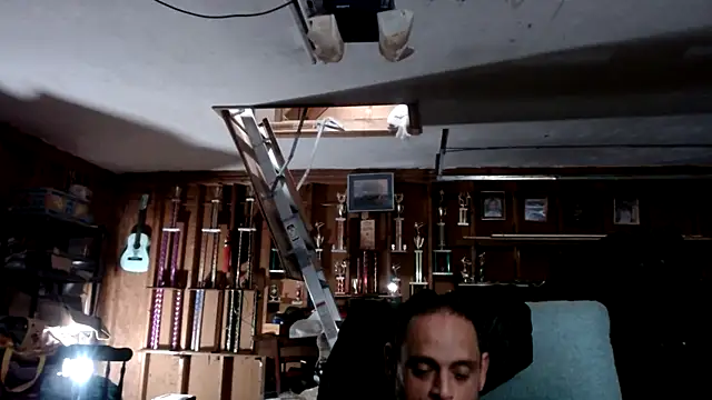 Snapshot of Buffshagswell chatting on March 18, 2025, 1:53 am Buffshagswell online show from March 18, 2025, 1:53 am