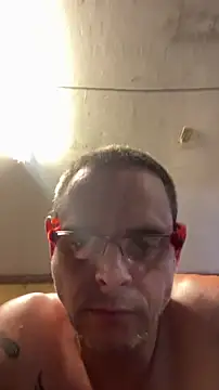 Snapshot of Buffshagswell chatting on June 17, 2026, 10:00 pm Buffshagswell online show from June 17, 2026, 10:00 pm