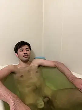 Snapshot of ryusei18570 chatting on January 26, 2025, 10:45 am ryusei18570 online show from January 26, 2025, 10:45 am