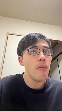 Snapshot of ryusei18570 chatting on October 7, 2025, 12:35 pm ryusei18570 online show from October 7, 2025, 12:35 pm