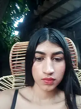 Snapshot of Julix_A chatting on January 19, 2025, 11:23 am Julix A online show from January 19, 2025, 11:23 am