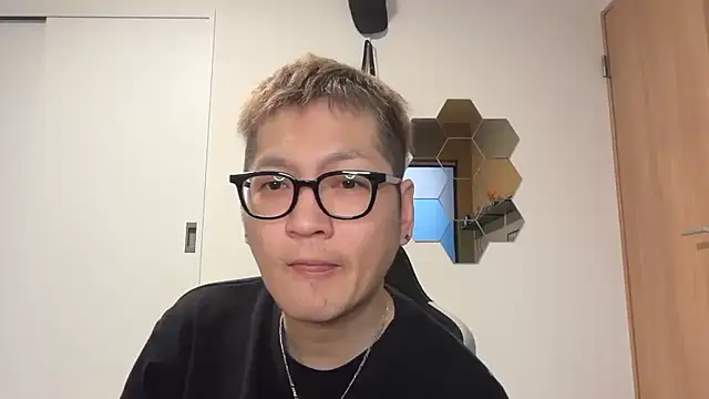 kensnb online show from April 1, 2026, 9:01 pm