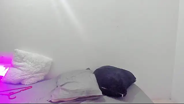 Snapshot of Natasha_by chatting on December 24, 2024, 2:44 pm Natasha by online show from December 24, 2024, 2:44 pm